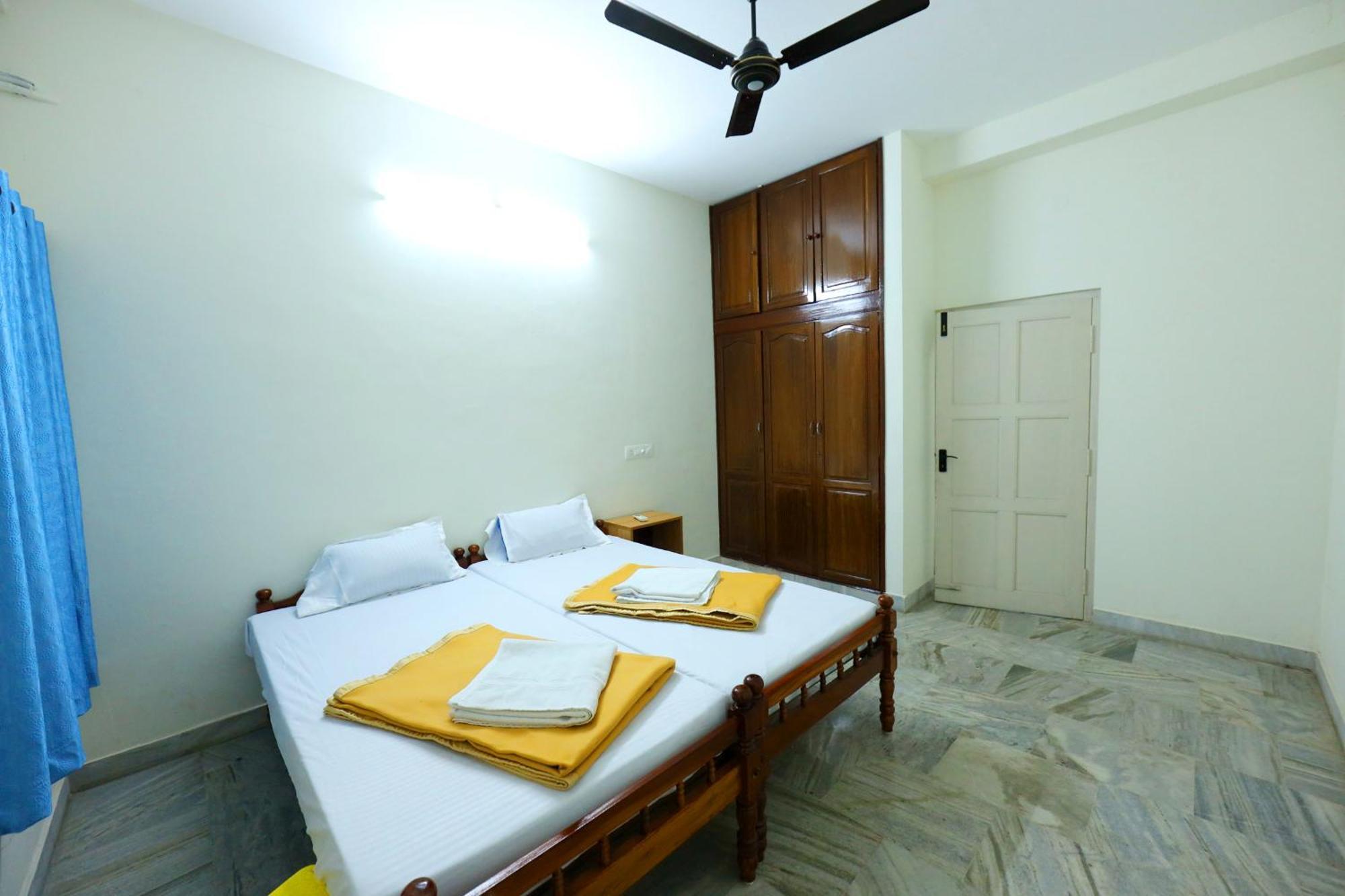 Temple View Residency Chottanikara Exterior foto